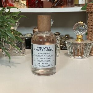 Vintage Sandalwood Eau de Cologne - Wood Cap, Clear Glass Bottle